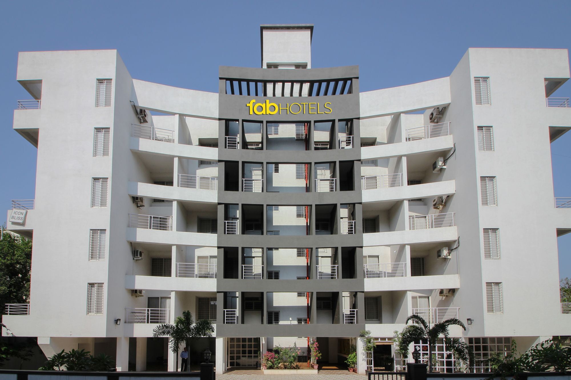 Fabhotel Icon Bliss Kharadi Pune Bagian luar foto